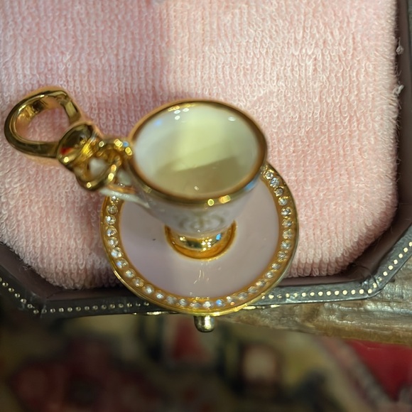 RARE Juicy Couture tea cup charm YJRU1087 retired tagged box - Picture 4 of 15